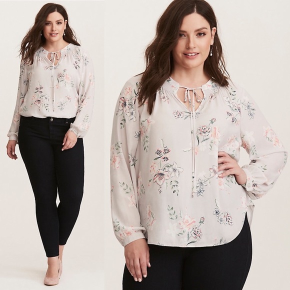 torrid Tops - Torrid Floral Tie Neck Crepe Blouse Size 1X Top